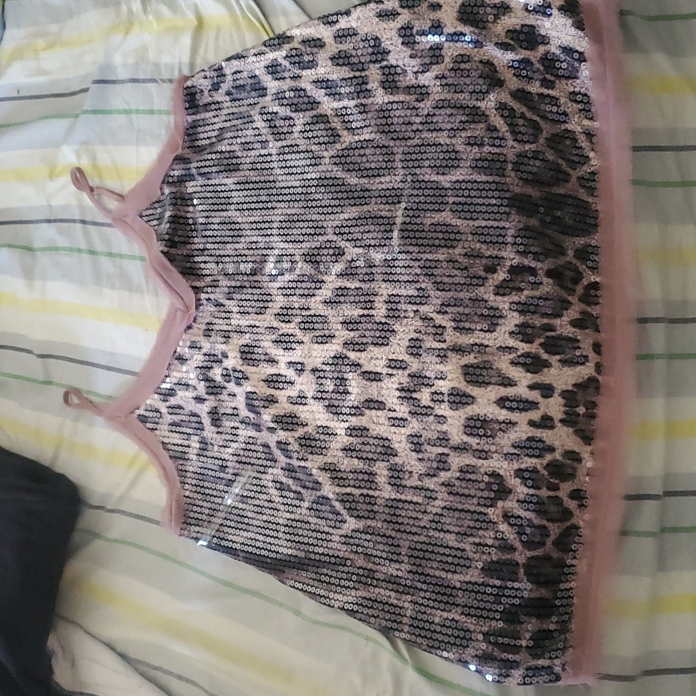 Woman print strappy top